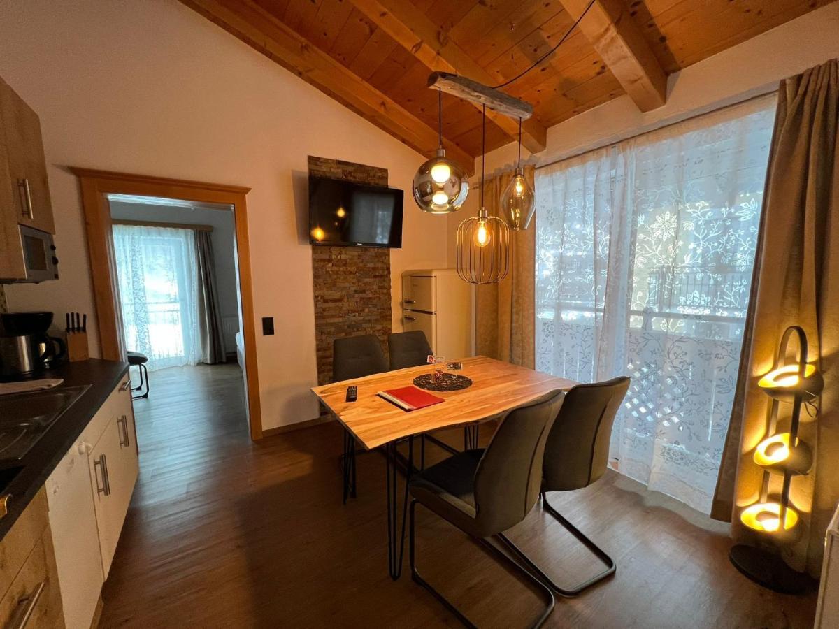 Haus Eder Steiner Bed & Breakfast Saalbach-Hinterglemm Dış mekan fotoğraf